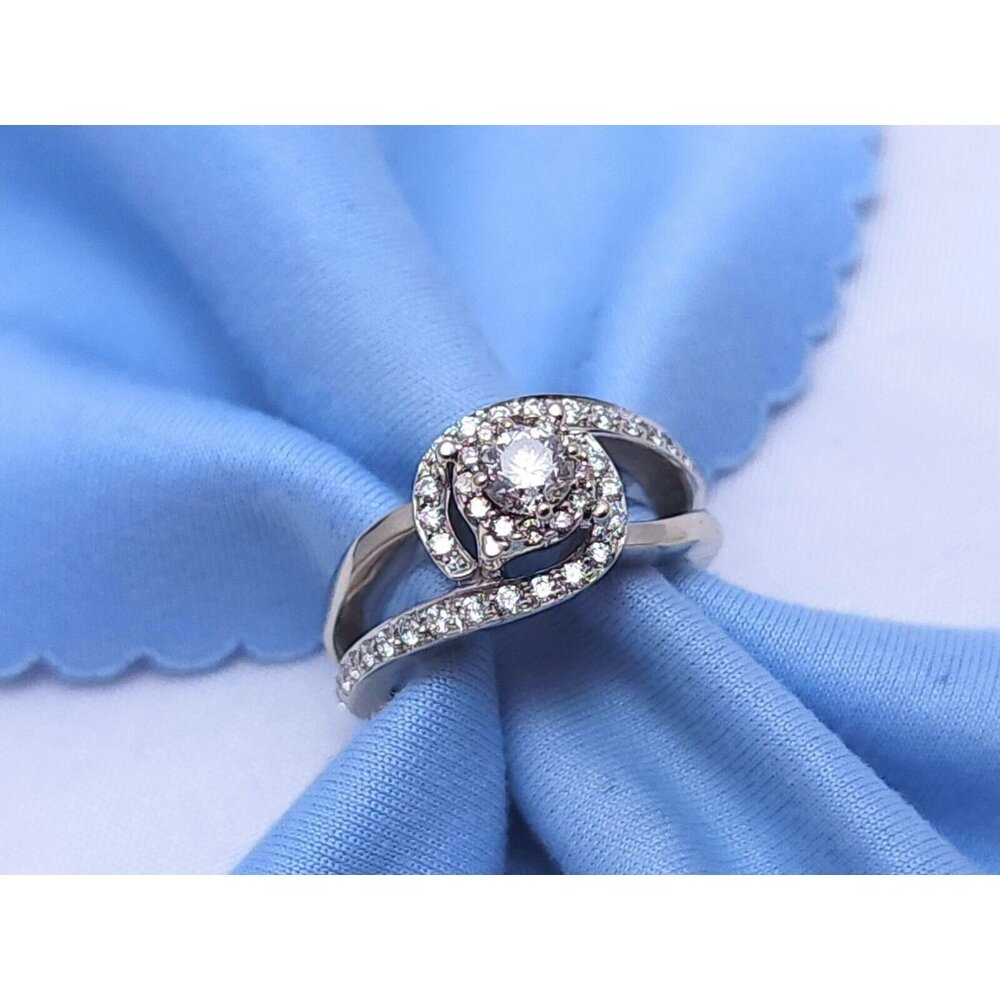 Unique 14K Karat Solid White Gold Designer Round Cut Diamond Spiral Ring Size 4